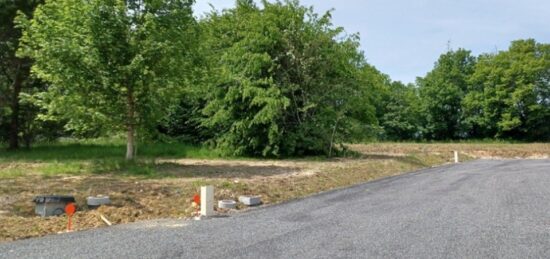Terrain à bâtir à Chasseneuil-du-Poitou, Nouvelle-Aquitaine
