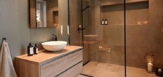 Maison neuve à Neuillé-Pont-Pierre, Centre-Val de Loire