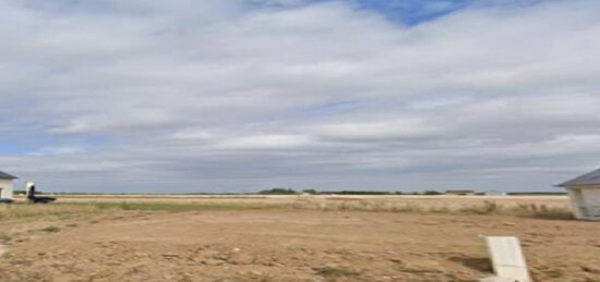 Terrain à bâtir à Notre-Dame-d'Oé, Centre-Val de Loire